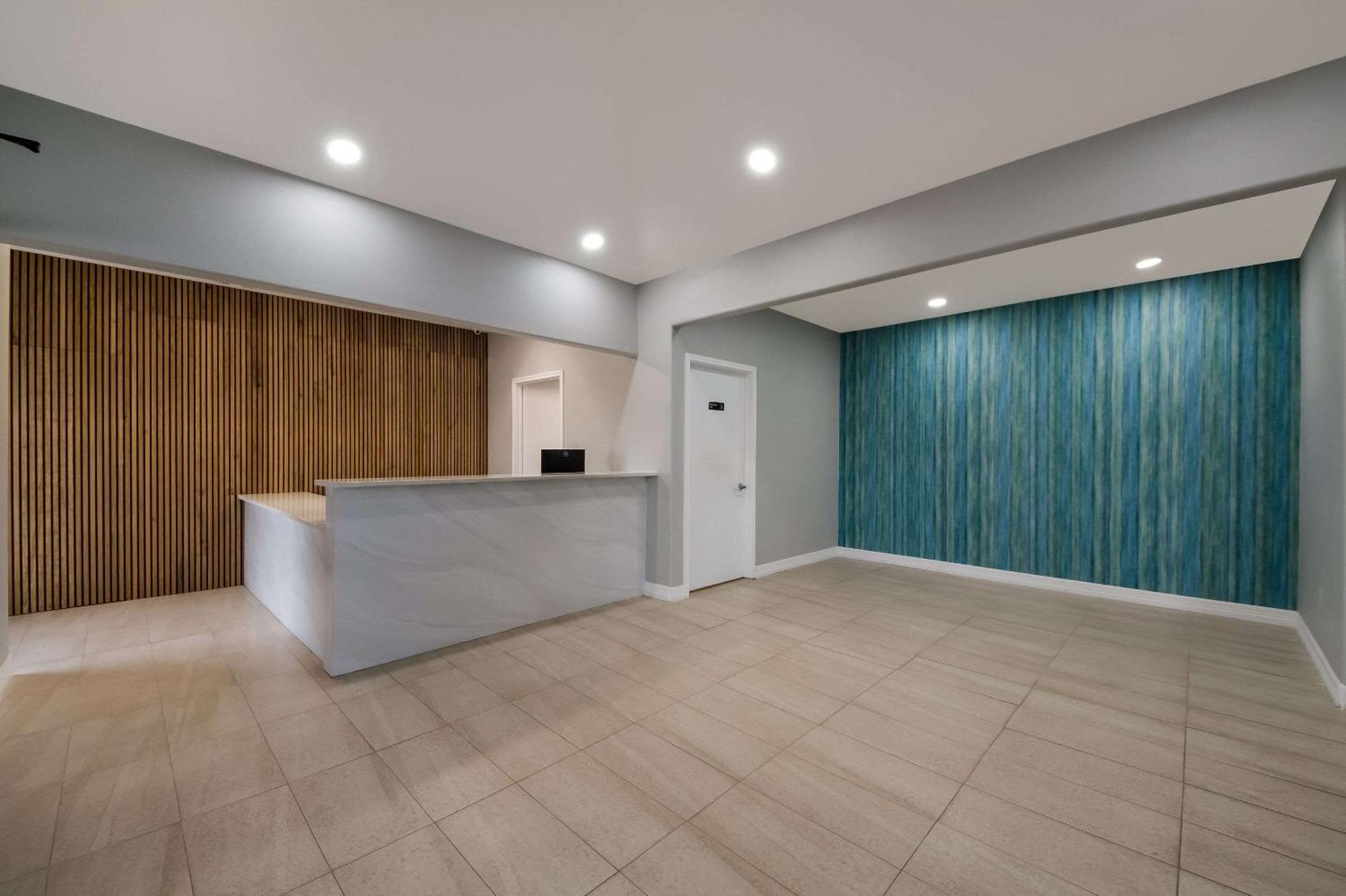 Rodeway Inn & Suites Corpus Christi Bagian luar foto