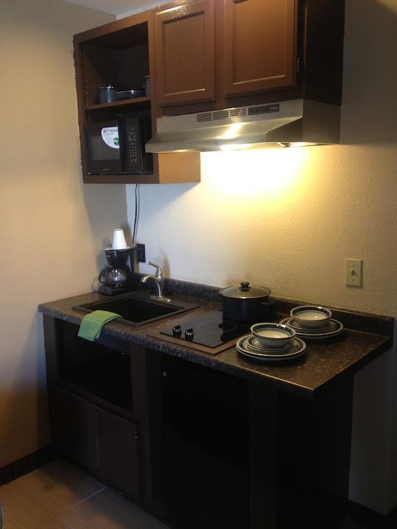 Rodeway Inn & Suites Corpus Christi Bagian luar foto